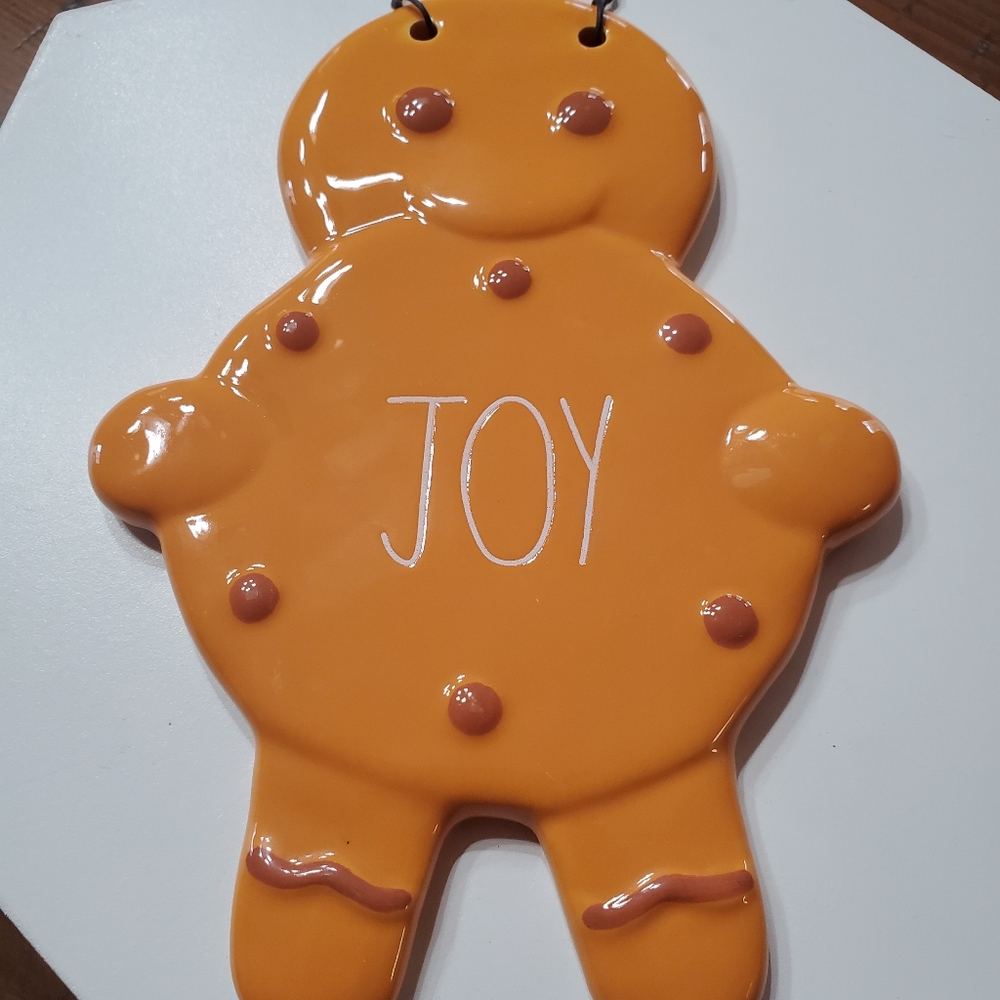 Rae Dunn orange Gingerbread Man "JOY" ceramic holiday decor wall hanging plaque - Picture 12 of 13